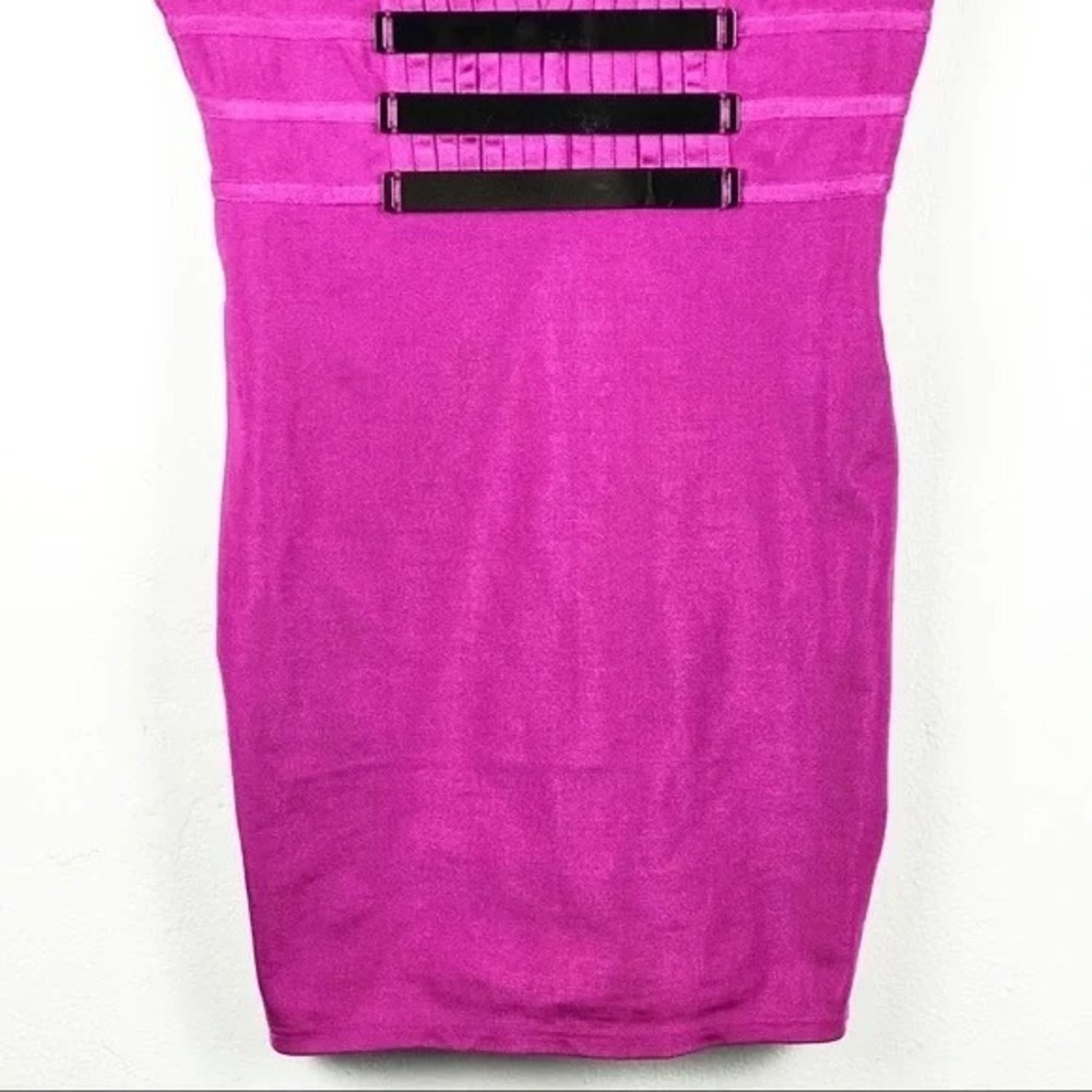 2b Bebe Womens Sparkling Grape‎ Purple Bandage V-Neck Mini Dress Black Bars L - Picture 5 of 10